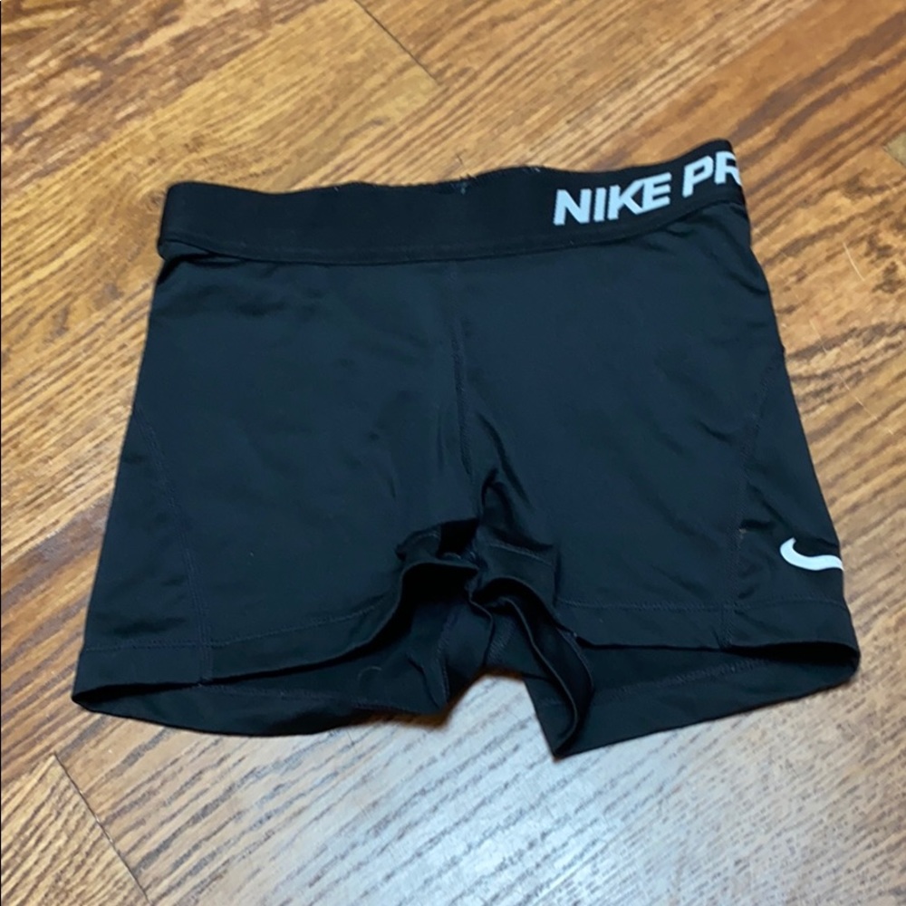 Nike pro